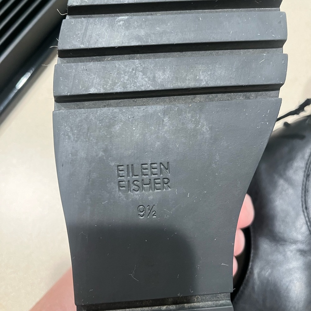 Eileen Fisher Black Leather Oxfords - Picture 4 of 6